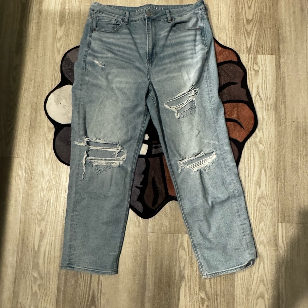 Vintage ripped American eagle jeans